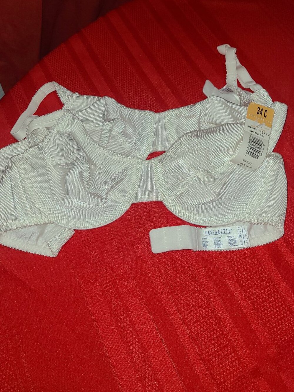Vassarette VTG NWT 2 Bras 75777 Unlined Underwire 34C White Bras